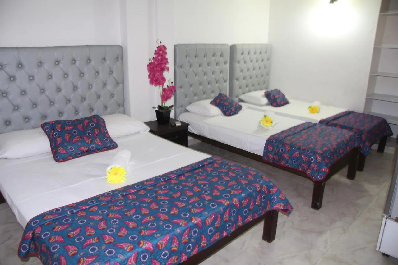 Hotel Rodadero Dorado Santa Marta  0*, Santa Marta (Magdalena)